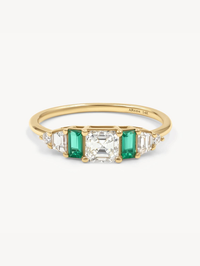 Hall of Emerald Ring