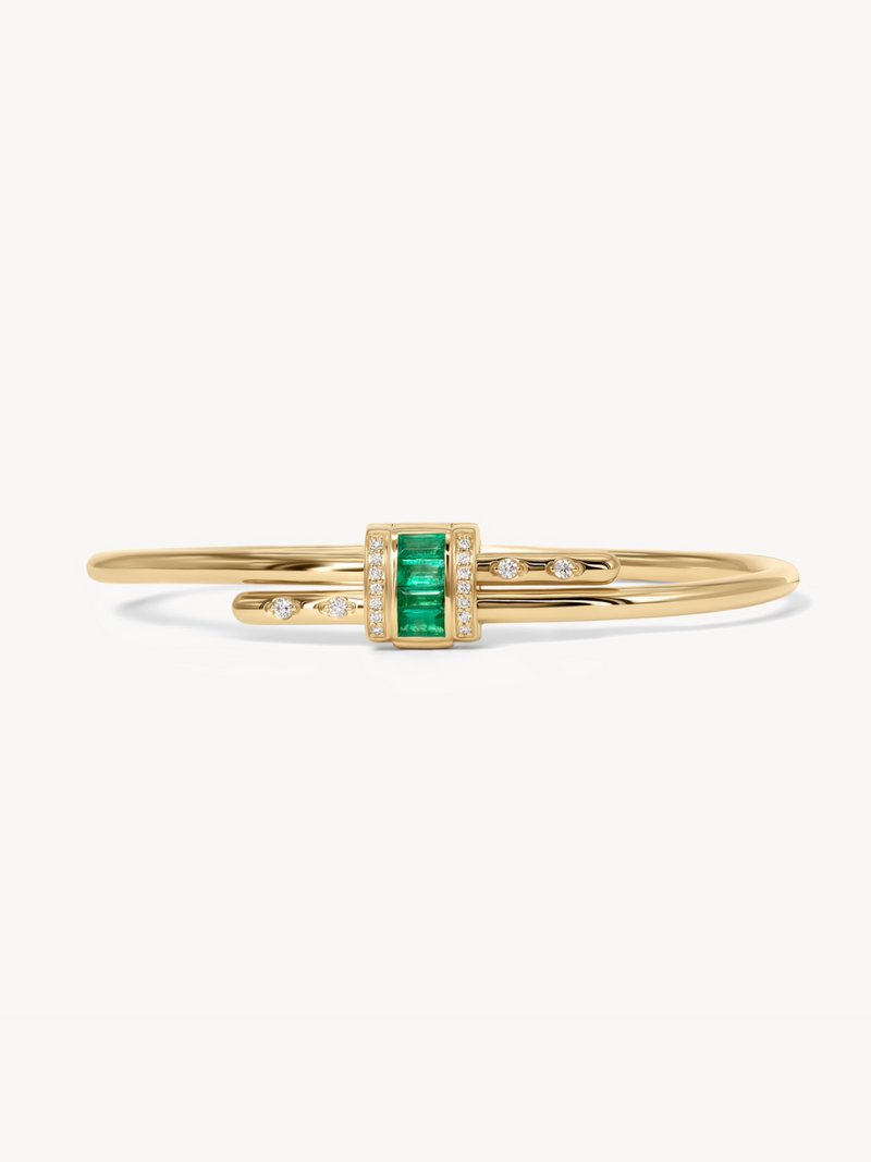 Vaulted Latch Bracelet