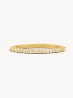 18k Slender Pave Band
