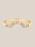 Diamond Staccato Arch