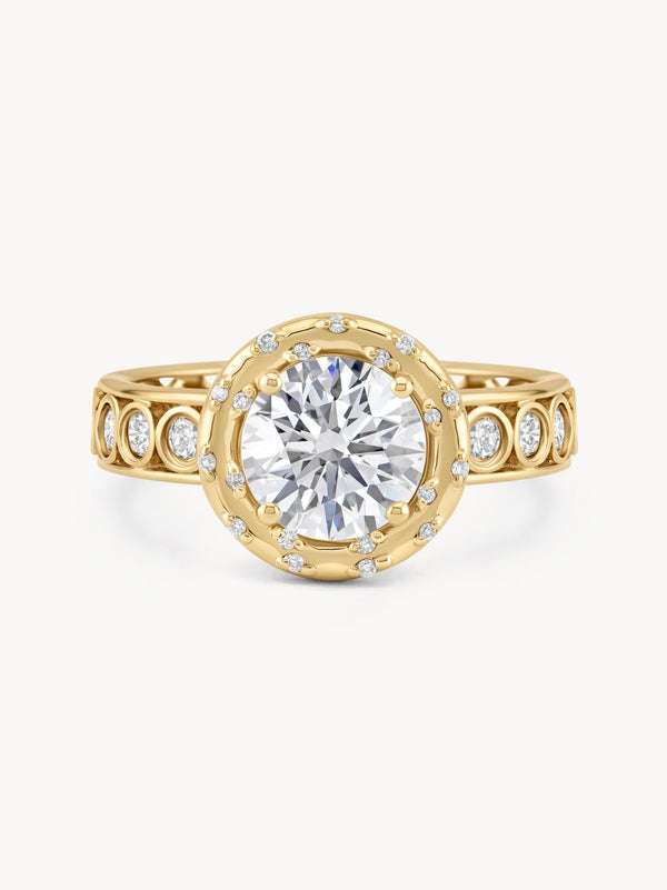Grand Spotlight Diamond Ring