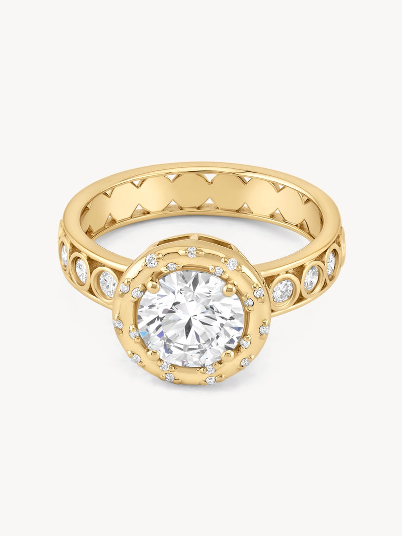 Grand Spotlight Diamond Ring
