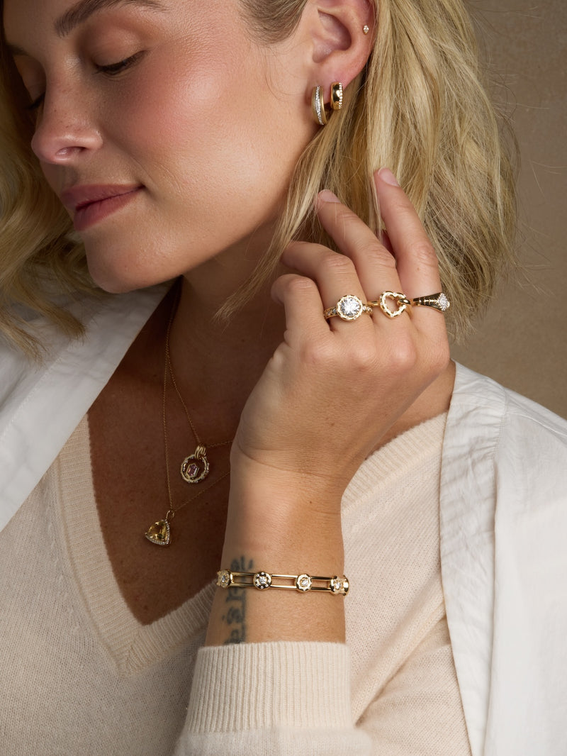 Grand Spotlight Diamond Ring