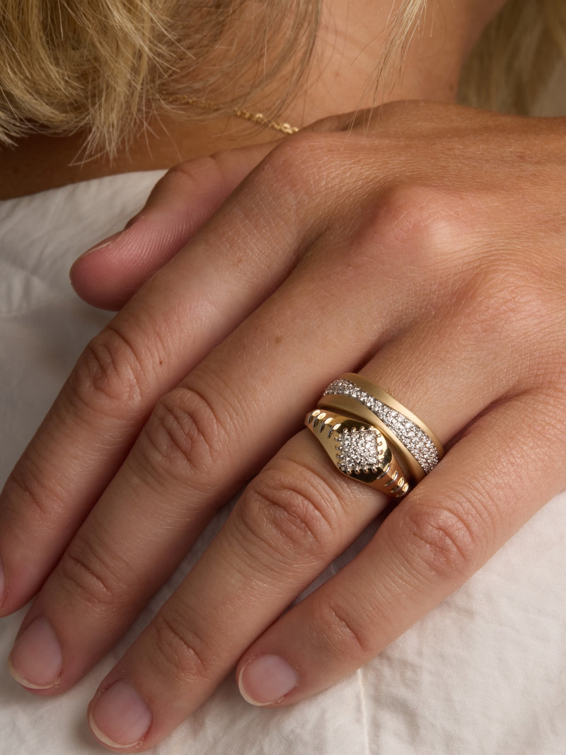 Pointe Ring