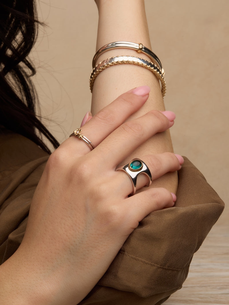 The Gillian Ring