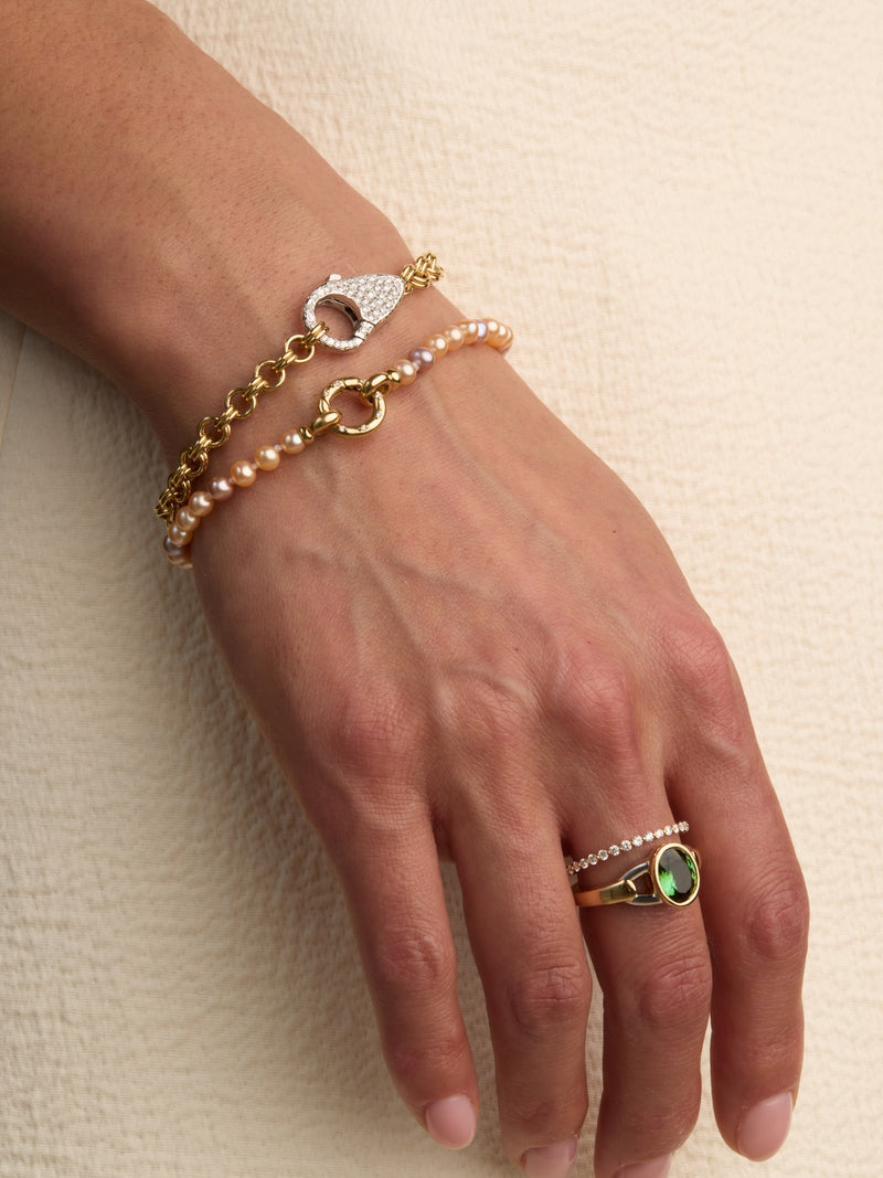 Oval-Cut Buckle Ring