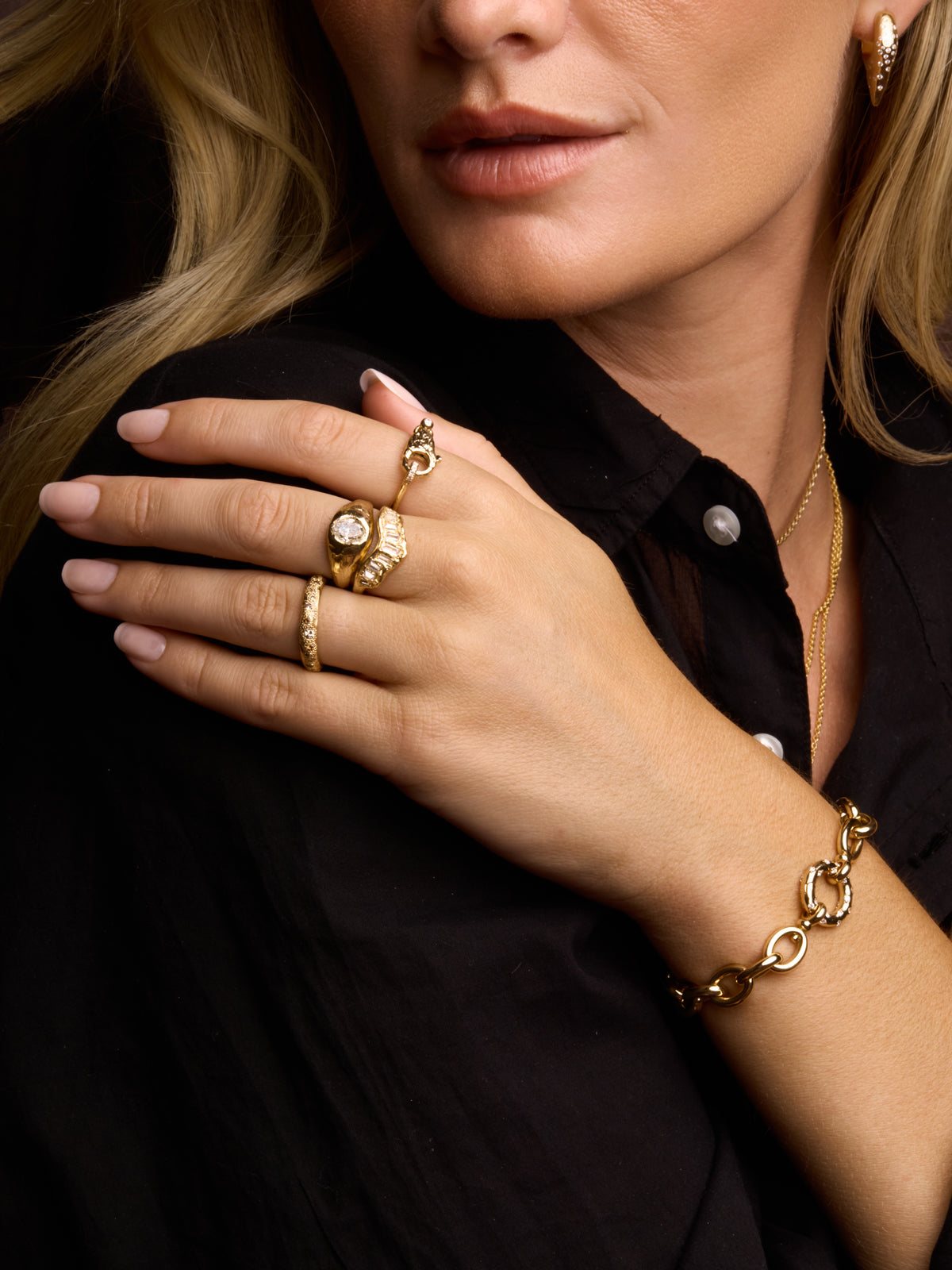 Ellis Mhairi Cameron Soft White Scatter Arch Ring in 14K Solid