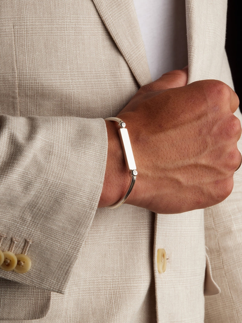The Bar Bracelet