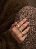 Pointe Ring