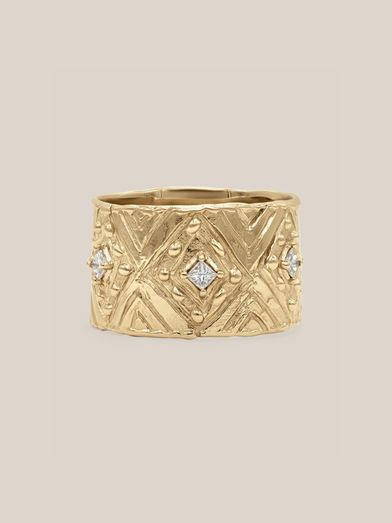 Grecian Diamond Cigar Band