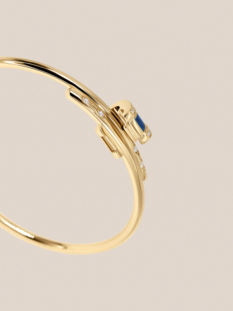 Vaulted Latch Bracelet