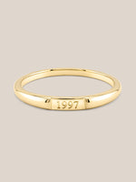 Petite Signet Ring