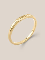 Petite Signet Ring