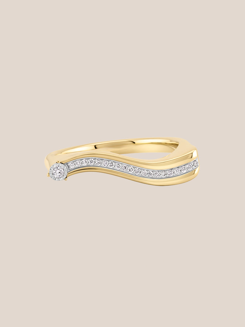 Wavy Diamond Ring