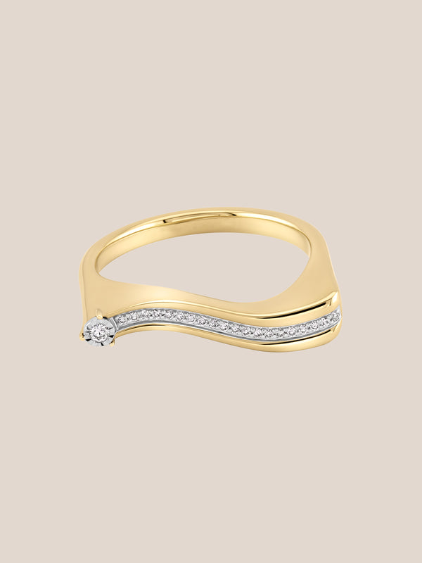 Wavy Diamond Ring