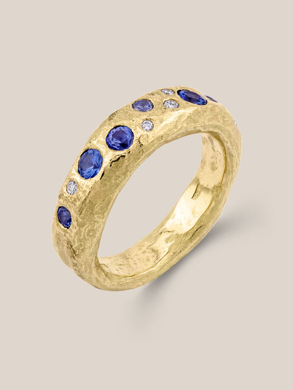Dew Meynek Ring