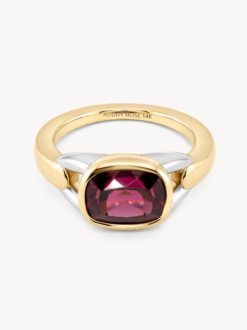 Cushion-Cut Buckle Ring