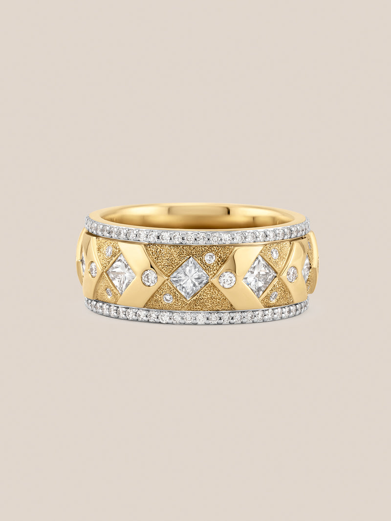Pave Diamond Argyle Band