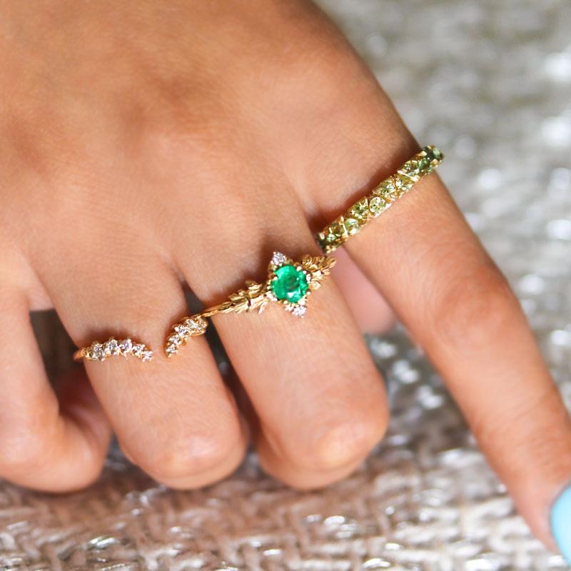 Green Sapphire Ombre Triangle Band
